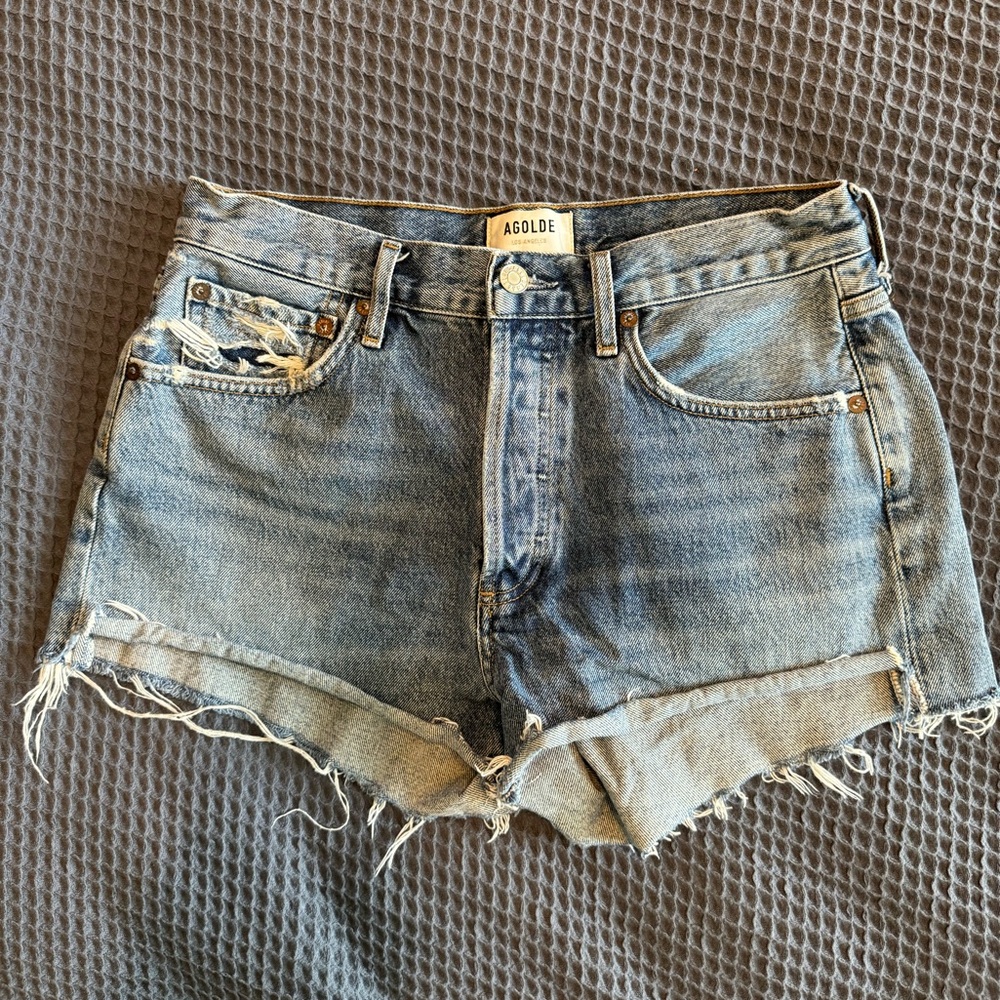 Agolde Parker short, size 27, color is Lowkey